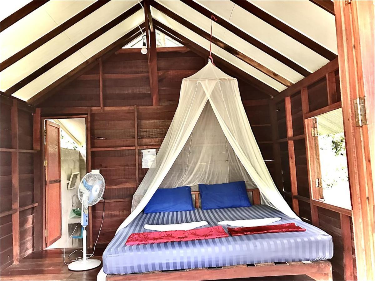 Hotel Frog Garden Hut Koh Phayam Exterior foto
